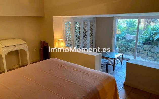 Reventa - Villa independiente - Manilva