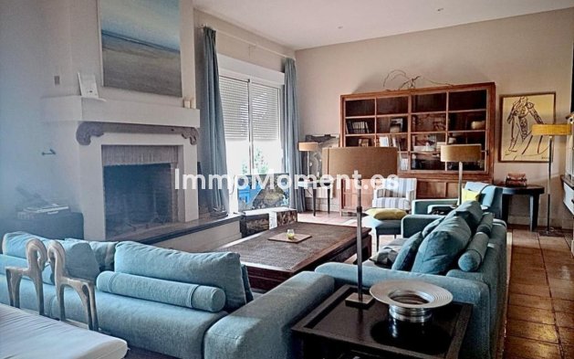 Reventa - Villa independiente - Manilva