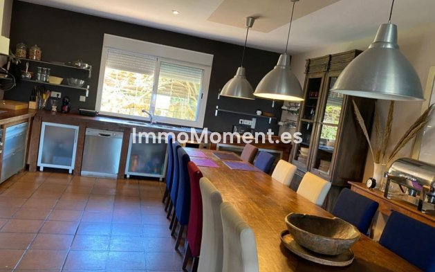 Reventa - Villa independiente - Manilva
