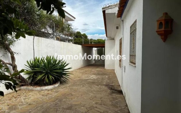 Wiederverkauf - Villa - Marbella - Marbella Centro