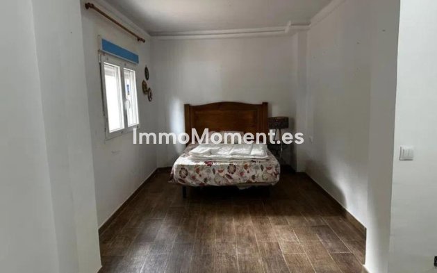 Wiederverkauf - Villa - Marbella - Marbella Centro