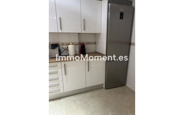 Wiederverkauf - Wohnung - Marbella - Nueva Andalucía