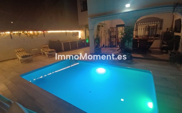 Revente - Maison mitoyenne - Estepona  - Estepona Centro