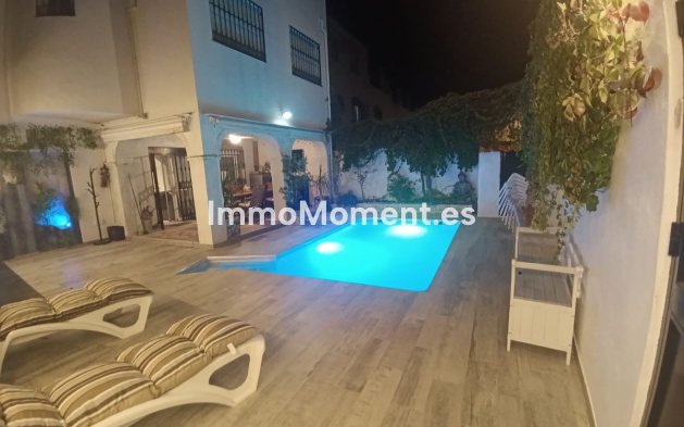Revente - Maison mitoyenne - Estepona  - Estepona Centro