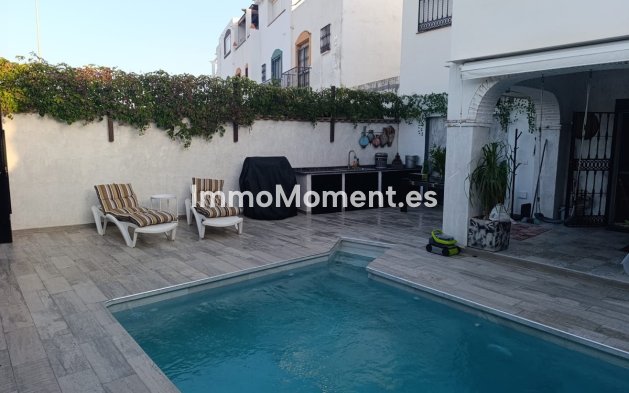 Revente - Maison mitoyenne - Estepona  - Estepona Centro