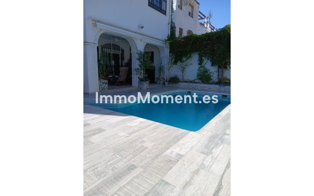 Revente - Maison mitoyenne - Estepona  - Estepona Centro