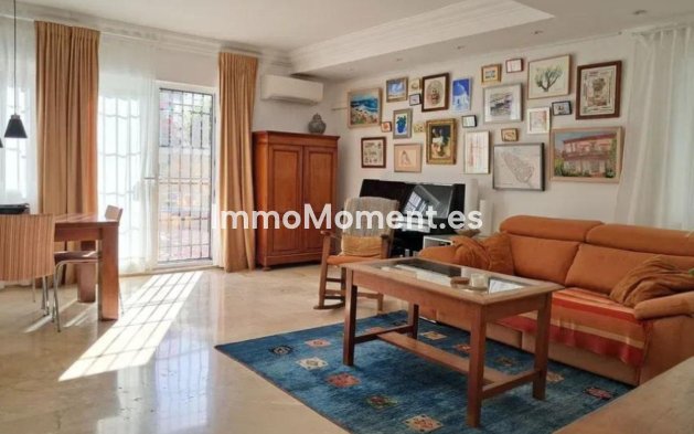 Revente - Villa - Estepona  - Estepona Centro