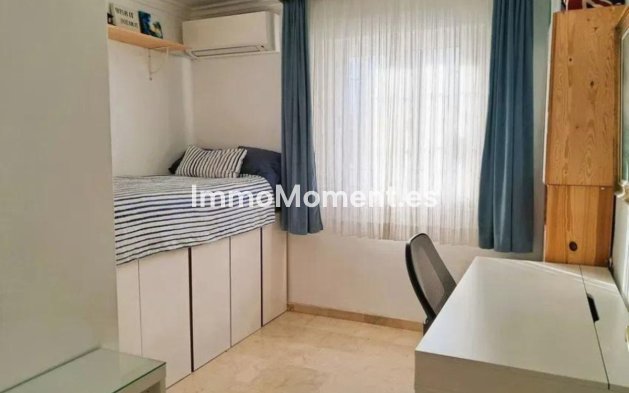 Revente - Villa - Estepona  - Estepona Centro