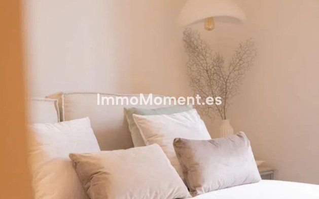 Revente - Appartement - Marbella - Nueva Andalucía