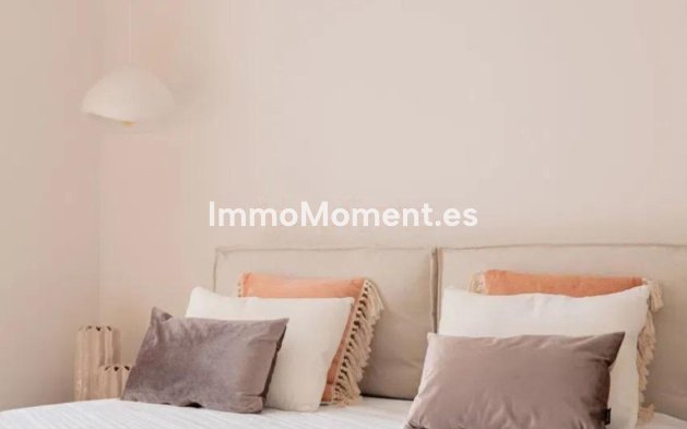 Revente - Appartement - Marbella - Nueva Andalucía