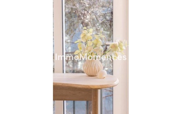 Revente - Appartement - Marbella - Nueva Andalucía