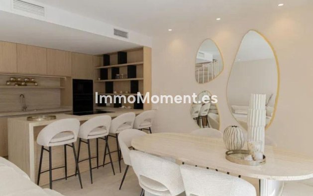 Revente - Appartement - Marbella - Nueva Andalucía