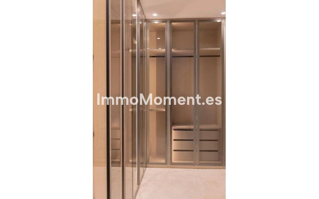 Revente - Appartement - Marbella - Nueva Andalucía