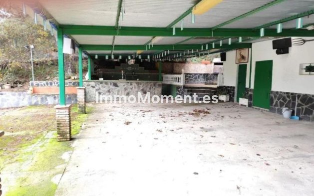 Revente - Maison de campagne - Intérieur                       - Monda