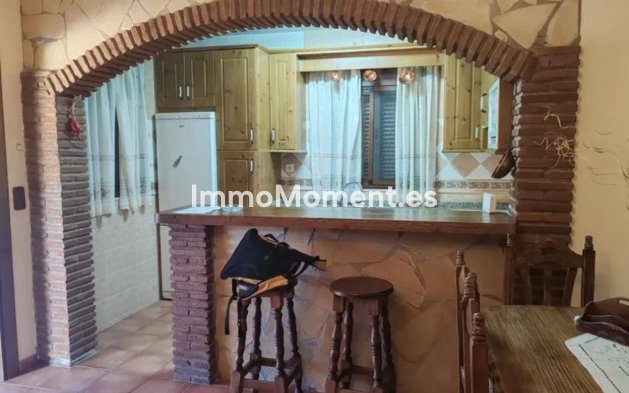 Revente - Maison de campagne - Intérieur                       - Monda