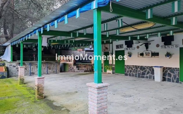 Revente - Maison de campagne - Intérieur                       - Monda