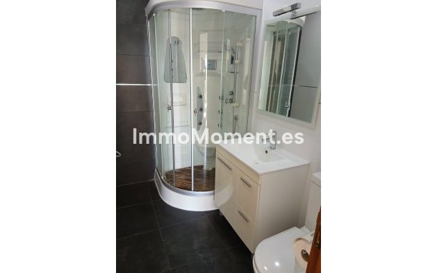 Wiederverkauf - Villa - Estepona  - El Padron