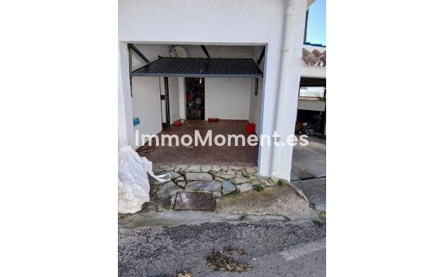 Wiederverkauf - Villa - Estepona  - El Padron