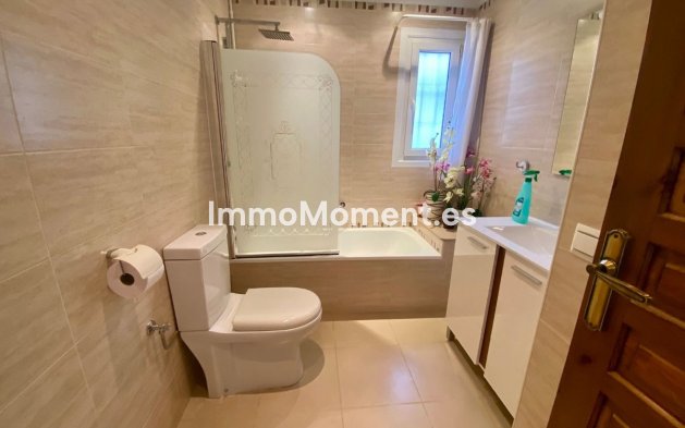 Wiederverkauf - Villa - Estepona  - El Padron