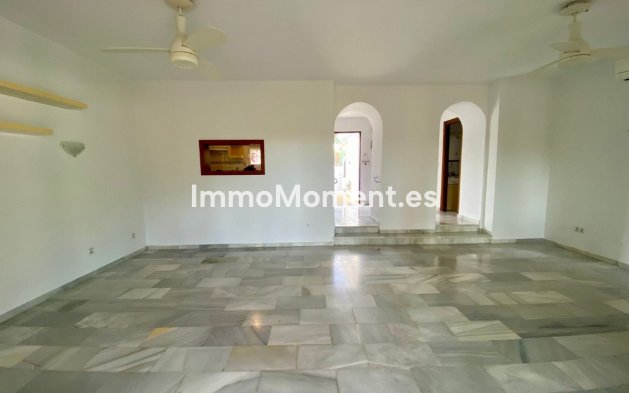 Wiederverkauf - Villa - Estepona  - El Padron