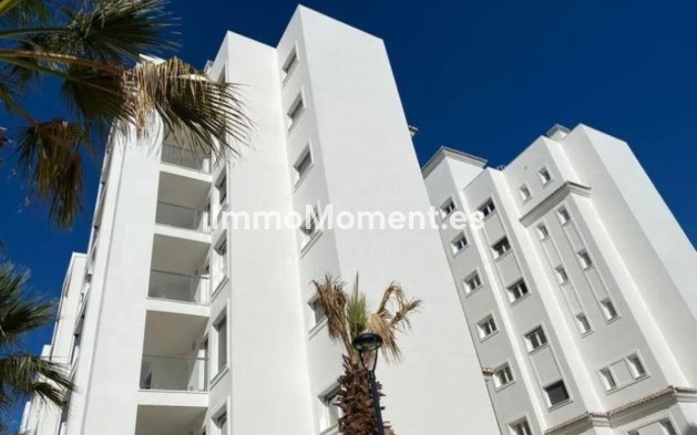 Wiederverkauf - Wohnung - Estepona  - Estepona Centro