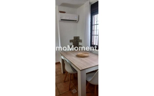 Revente - Maison mitoyenne - Intérieur                       - Monda