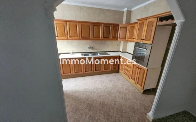 Revente - Maison mitoyenne - Estepona  - Estepona Centro