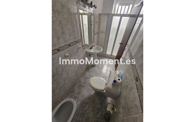 Revente - Maison mitoyenne - Estepona  - Estepona Centro