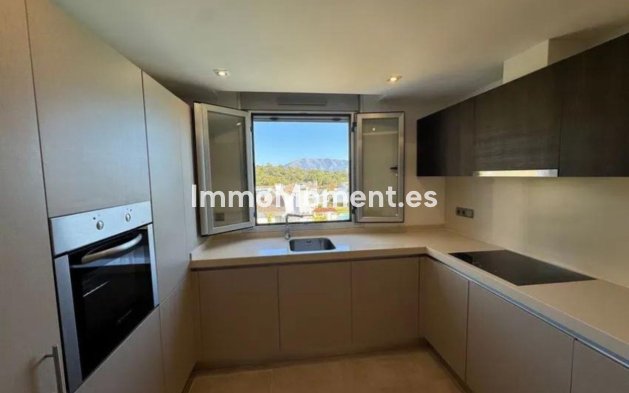 Wiederverkauf - Wohnung -   Inländisch - Ojén