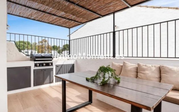 Resale - Apartment - Estepona - Benamara