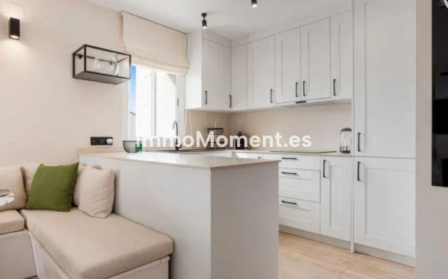 Resale - Apartment - Estepona - Benamara