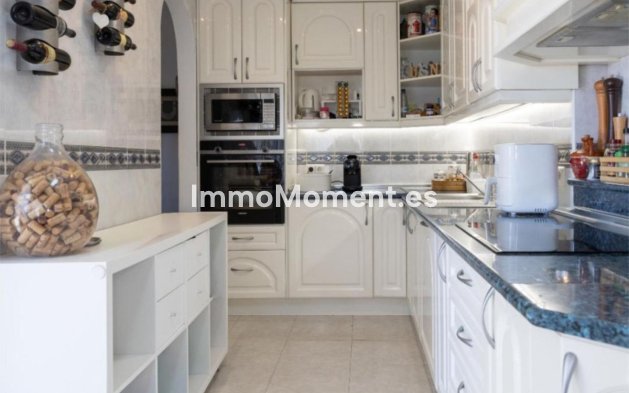 Wiederverkauf - Villa - Marbella - Marbella Centro