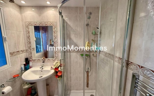 Wiederverkauf - Villa - Estepona  - Estepona Centro