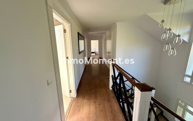 Reventa - Villa - Sotogrande - Sotogrande Costa