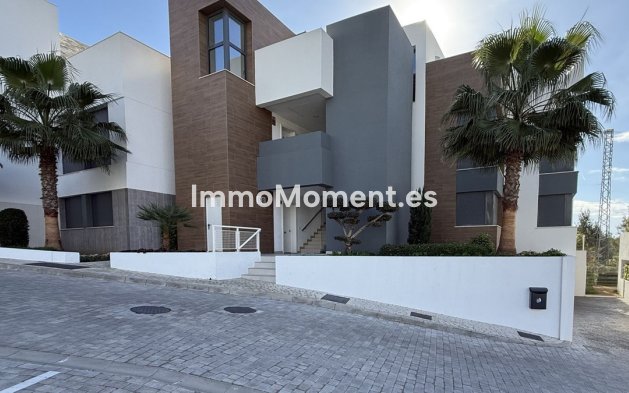 Wiederverkauf - Wohnung - Marbella - Artola