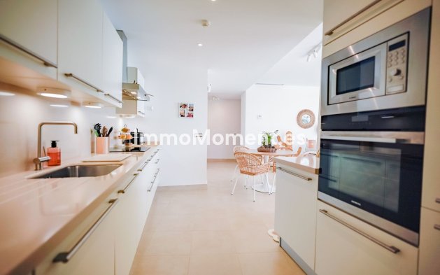 Wiederverkauf - Wohnung - Marbella - Altos de los Monteros