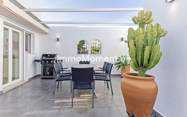 Revente - Villa - Marbella - Nueva Andalucía