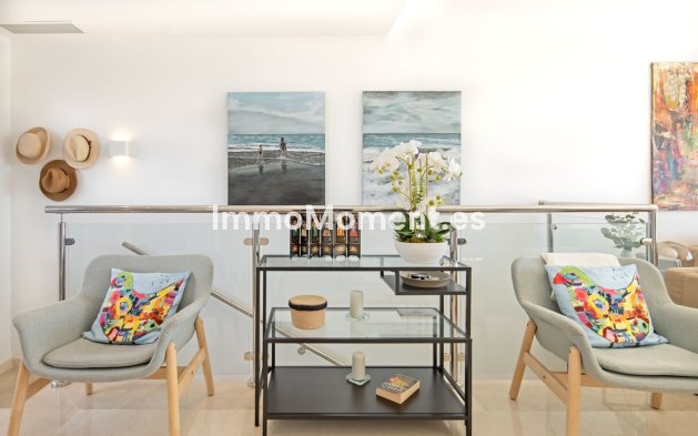 Revente - Villa - Marbella - Nueva Andalucía