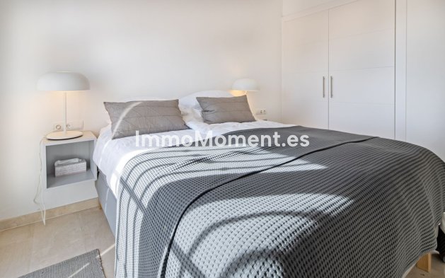 Revente - Villa - Marbella - Nueva Andalucía