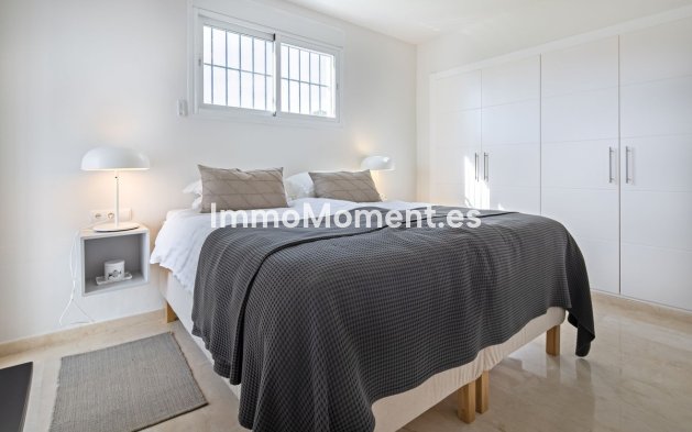 Revente - Villa - Marbella - Nueva Andalucía