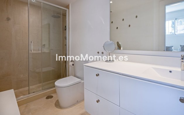 Revente - Villa - Marbella - Nueva Andalucía