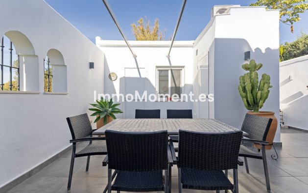 Revente - Villa - Marbella - Nueva Andalucía