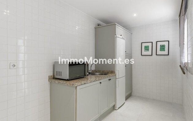 Wiederverkauf - Wohnung - Marbella - Nueva Andalucía