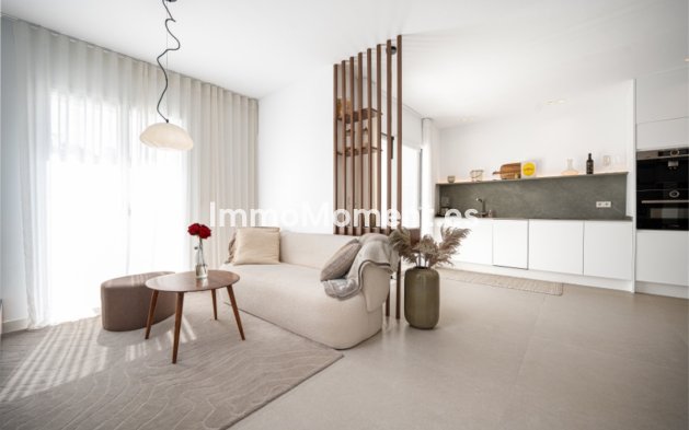 Resale - Apartment - Benahavís - Benahavís Centro