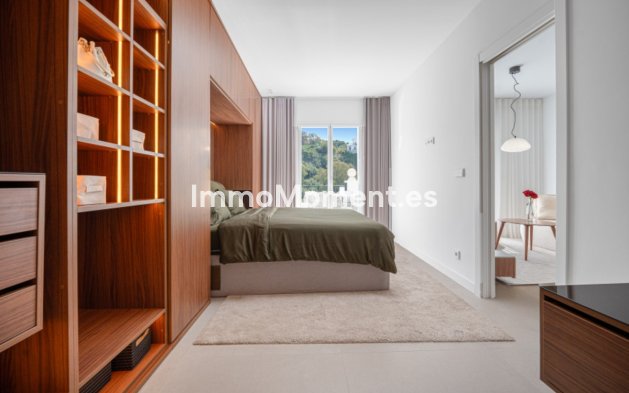 Resale - Apartment - Benahavís - Benahavís Centro
