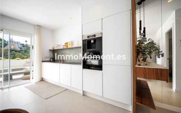 Resale - Apartment - Benahavís - Benahavís Centro