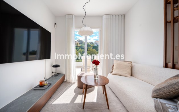 Resale - Apartment - Benahavís - Benahavís Centro