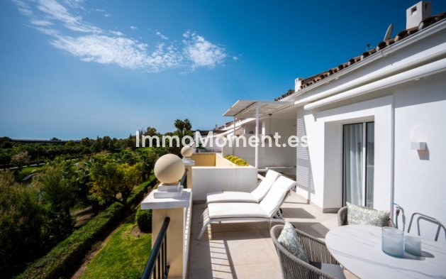 Resale - Apartment - Benahavís - Benahavís Centro