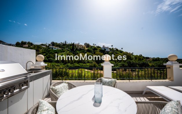 Resale - Apartment - Benahavís - Benahavís Centro