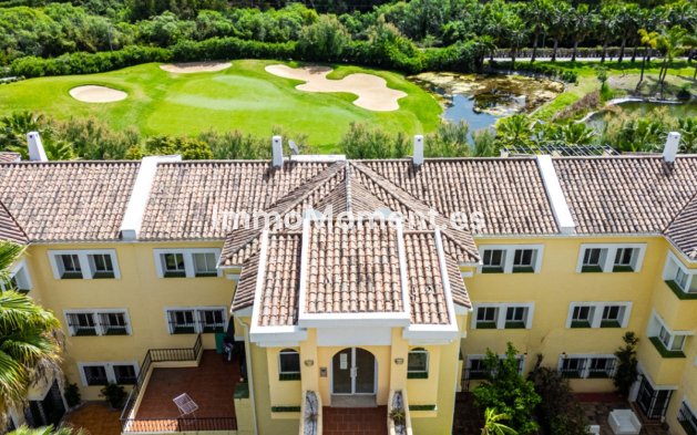 Resale - Apartment - Benahavís - Benahavís Centro